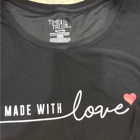 🆕 Valentine Time and Tru Maternity Graphic TShirt Top, "Made with love❤️" - Picture 3 of 3